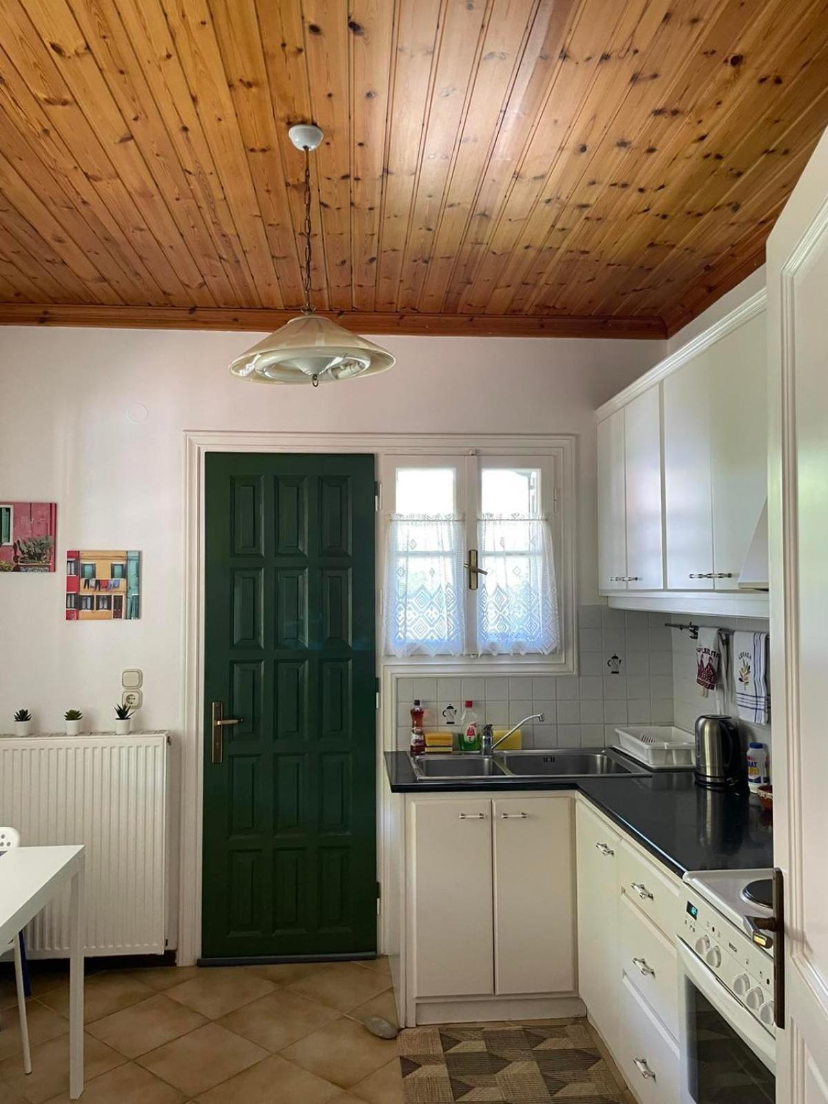 Anesis Holiday home Asprogerakata
